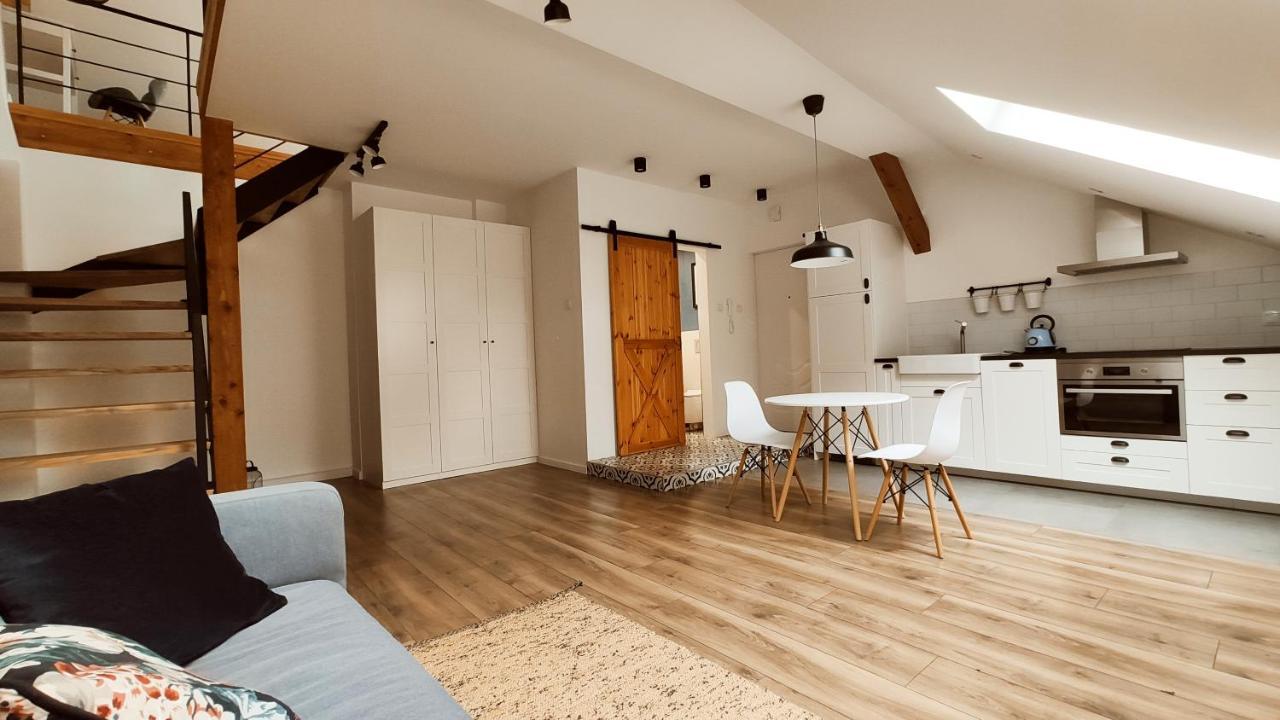 Apartment Zamkowa 9 With A View On Wawel Castle By Homeprime Krakow